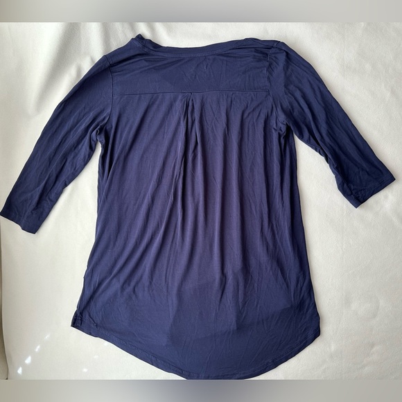 Latched Mama 3/4 Sleeve Scoop Neck Nursing Top 2.0 - Navy Blue XS . - Picture 9 of 9